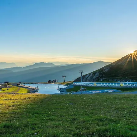 Appartamento In Zillertal Near Spieljochbahn Fügen