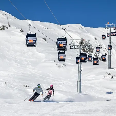Appartamento In Zillertal Near Spieljochbahn Fügen