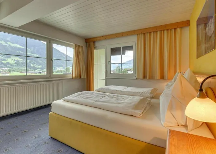 In Zillertal Near Spieljochbahn Apartment